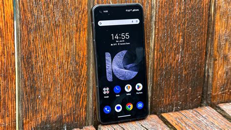 Asus Zenfone 10 review: The new best small phone.